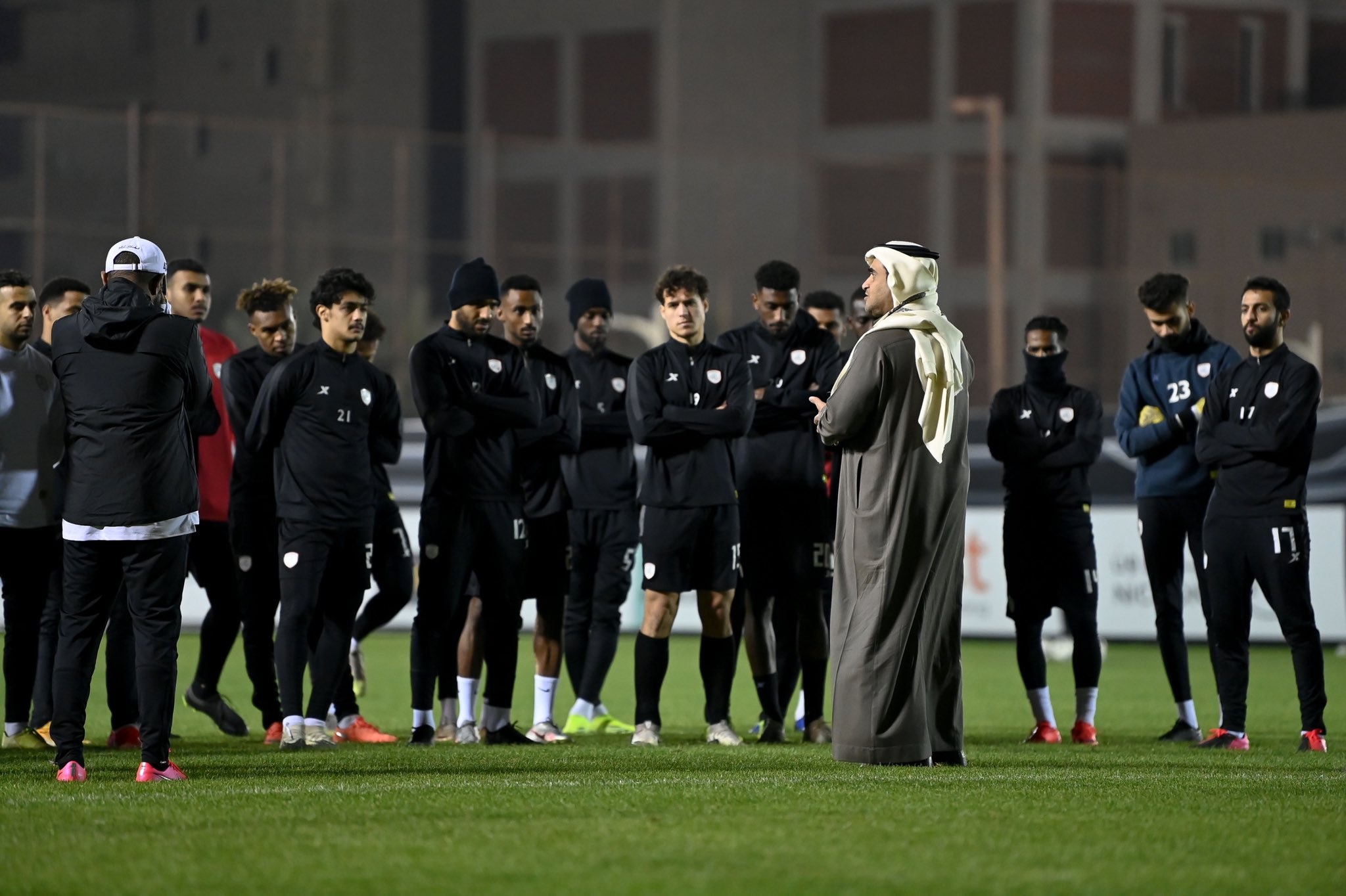 البلطان يدعم الشباب قبل مواجهة الأهلي