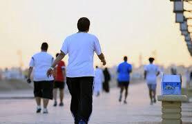 3 طرق للوقاية من عسر الهضم والمشي أفضل علاج للاكتئاب