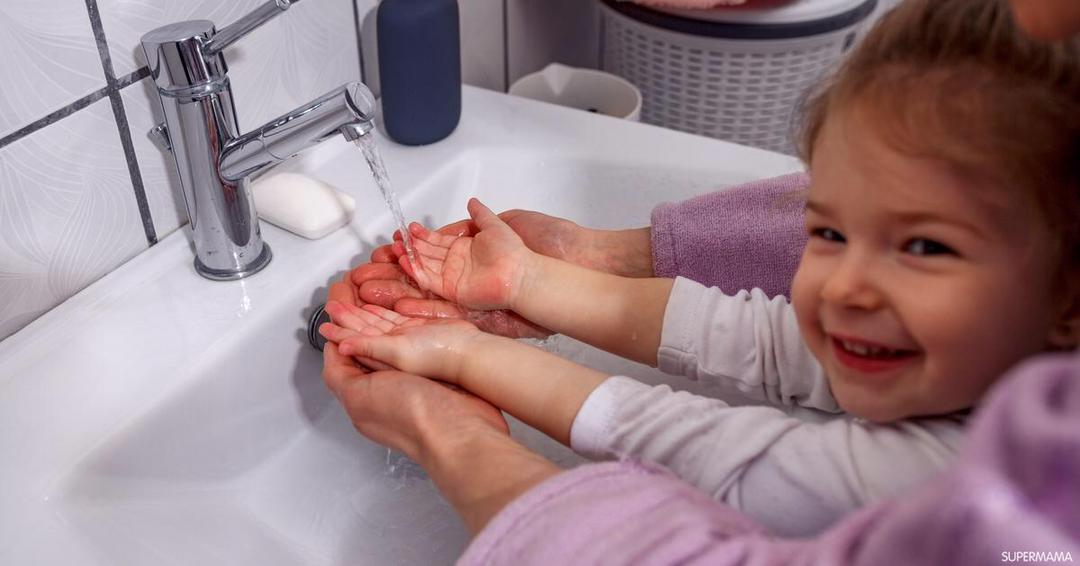 نصف الأطفال لا يغسلون أيديهم بطريقة صحيحة