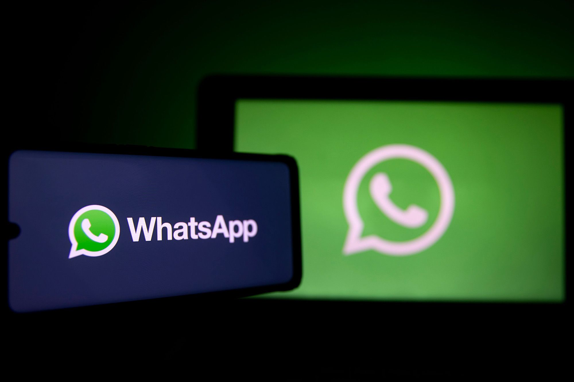 ماذا سيخسر مستخدم WhatsApp عند رفض التحديث الجديد ؟