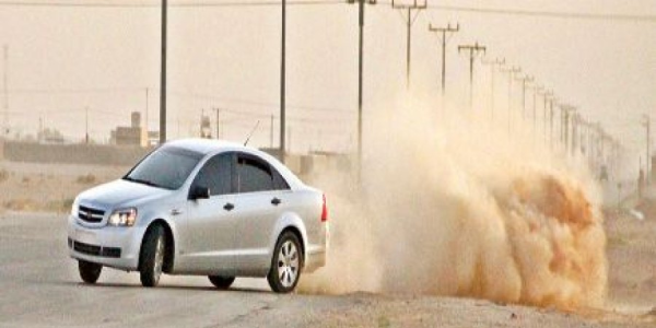 عراقي يلقي بزوجته من سيارة تسير بسرعة كبيرة