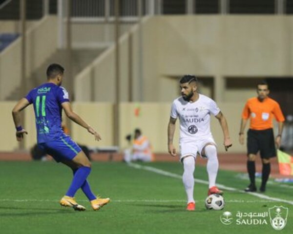 الأهلي والفتح