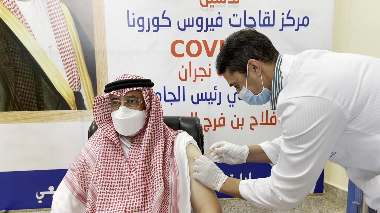 السعودية تسجل 3.4 مليون جرعة من لقاح كورونا بنسبة 10 % من السكان