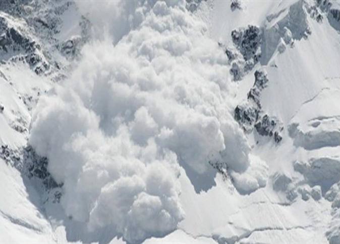 انهيار جليدي يطمر 10 أشخاص في النمسا