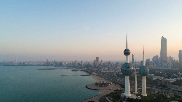 الكويت تسمح لغير المحصنين بمراجعة الجهات الحكومية والمستشفيات
