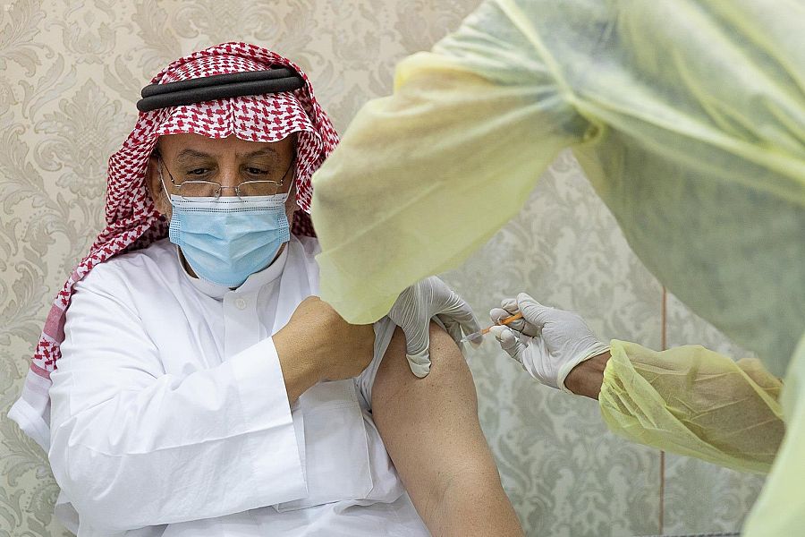 جرعات التطعيم بلقاحي كورونا في السعودية تتجاوز 10 ملايين جرعة
