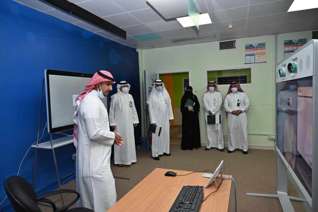 تجربة مدرسة الرياض الافتراضية تحت مجهر قناة عين الفضائية