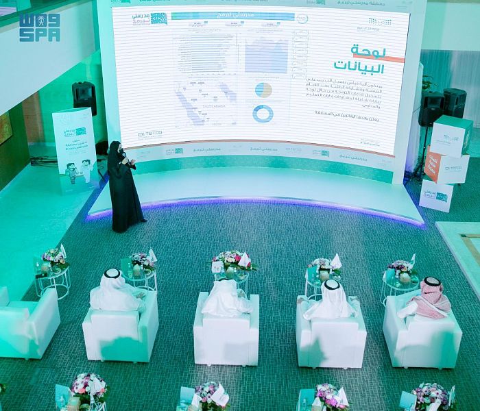 وزير التعليم يدشن مسابقة مدرستي تبرمج لتعزيز المهارات الرقمية (4)