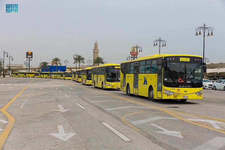 النقل التعليمي أول شركة سعودية تحصل على شهادة الآيزو في السلامة