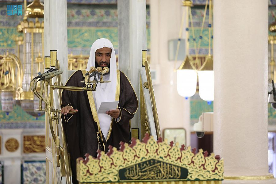 خطيب المسجد النبوي : شهر رمضان أفضل الأوقات وأعظم مواسم الطاعات