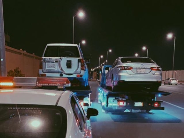 المرور يضبط قائدي مركبتين تسابقا في ممشى النسيم بالأحساء