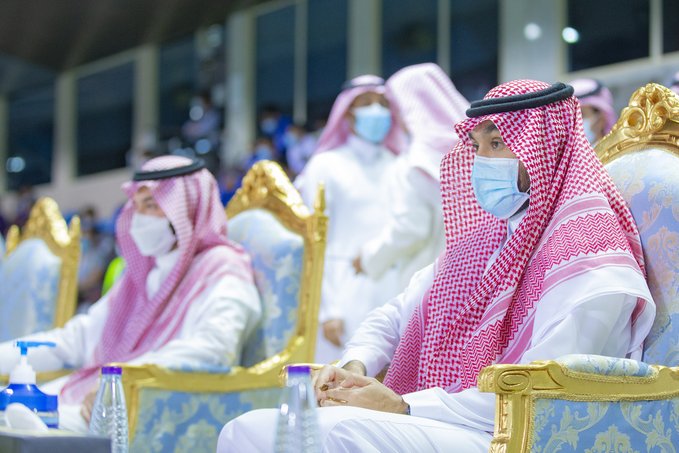 وزير الرياضة بلقاء الهلال والاستقلال