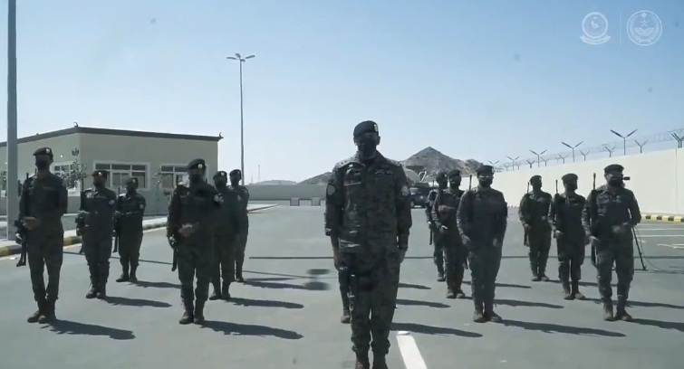 الأفواج الأمنية تباشر مهامها في الحصينية وبئر عسكر بنجران