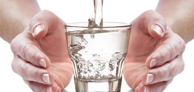 دراسة : إهمال شرب الماء يسبب أمراضاً خطيرة
