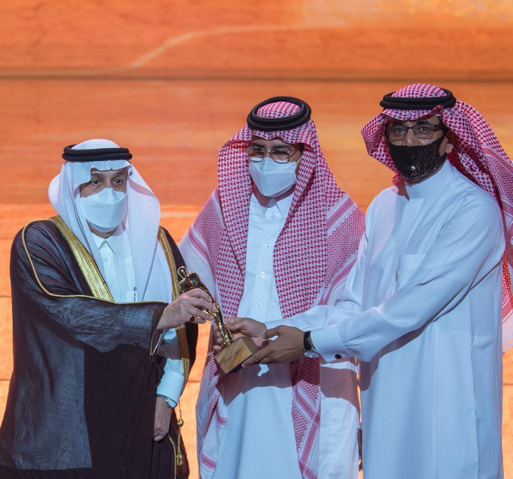 محمد العبودي شخصية العام في مبادرة الجوائز الثقافية الوطنية وشهد تفوز بجائزة الشباب 