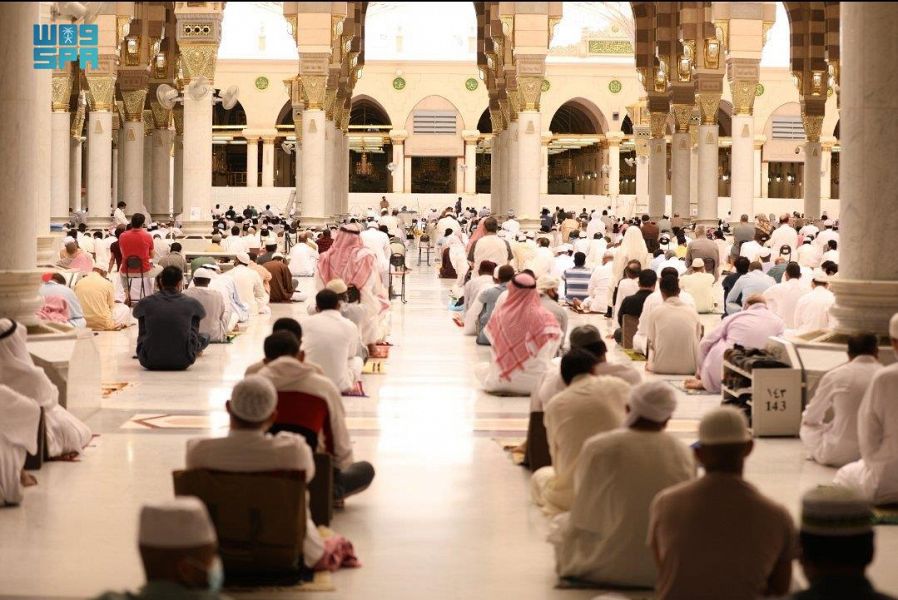 مدير الحشود في المسجد النبوي : 850 ألف زائر منذ بداية رمضان