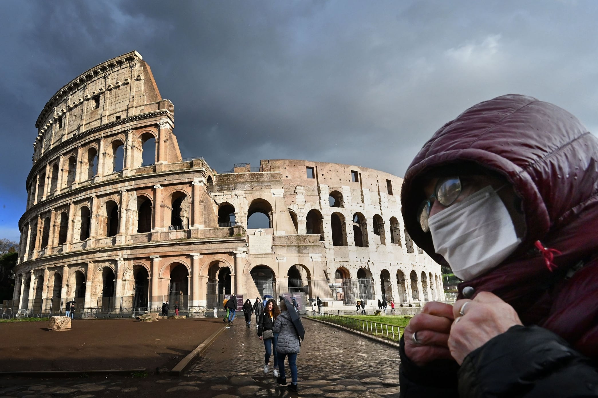 إيطاليا تسجل أقل من 100 وفاة بكورونا لأول مرة منذ أكتوبر 2020