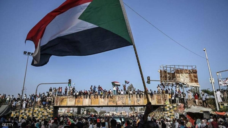 الغضب يشتعل في السودان بعد اكتشاف 190 جثة متحللة 