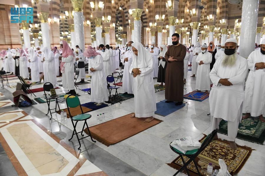 جهود ميدانية مكثفة للقوة الخاصة لأمن المسجد النبوي لخدمة قاصديه 