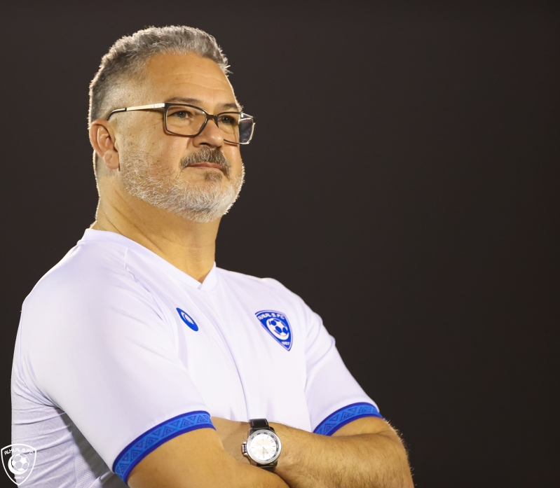 مدرب الهلال