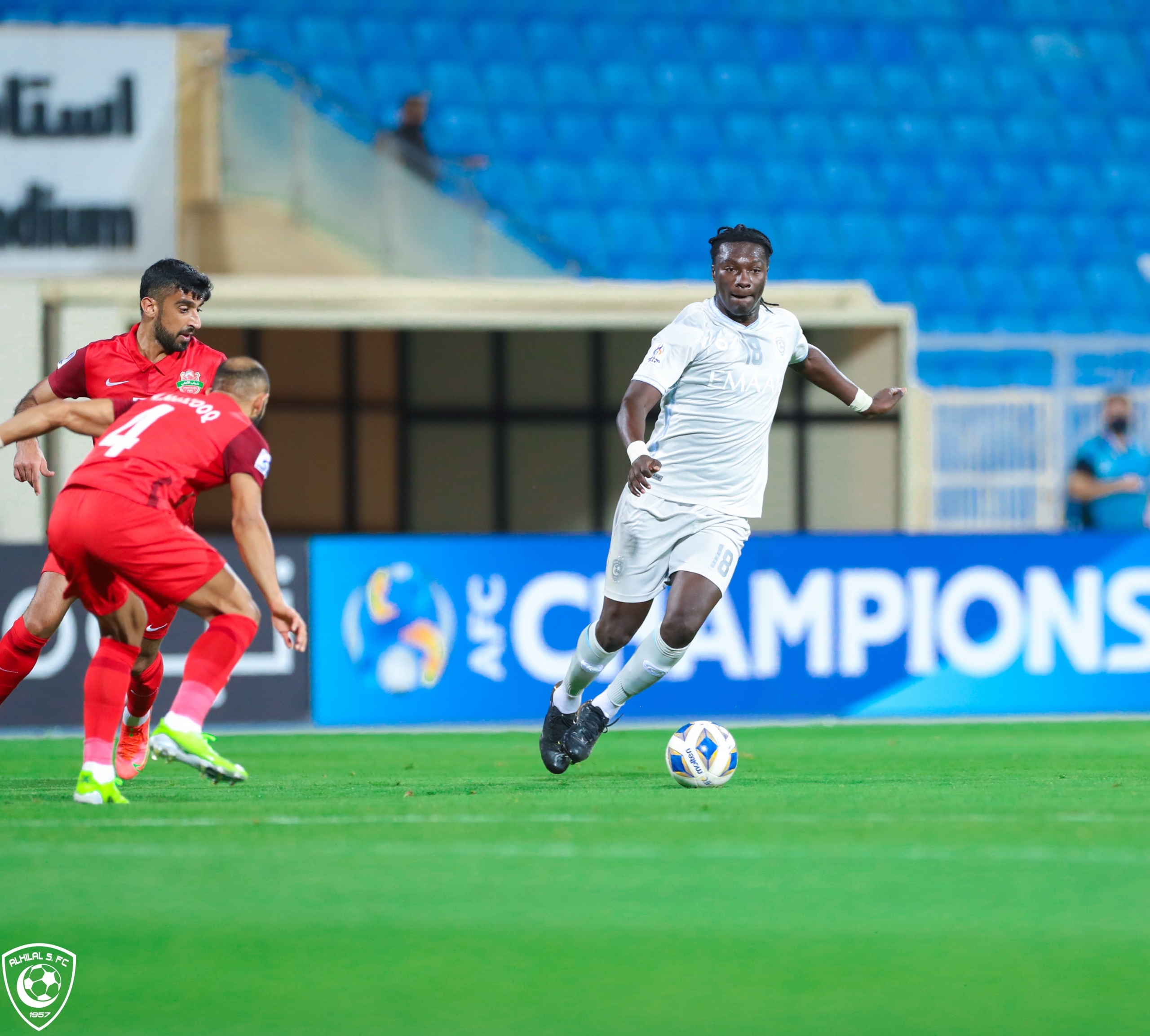 غوميز الأفضل بمواجهة الهلال وشباب الأهلي