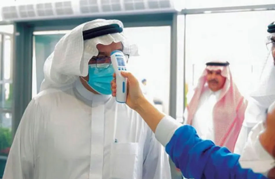 الصحة: العدوى تنتقل في 44% من الحالات قبل ظهور أعراض كورونا بيومين