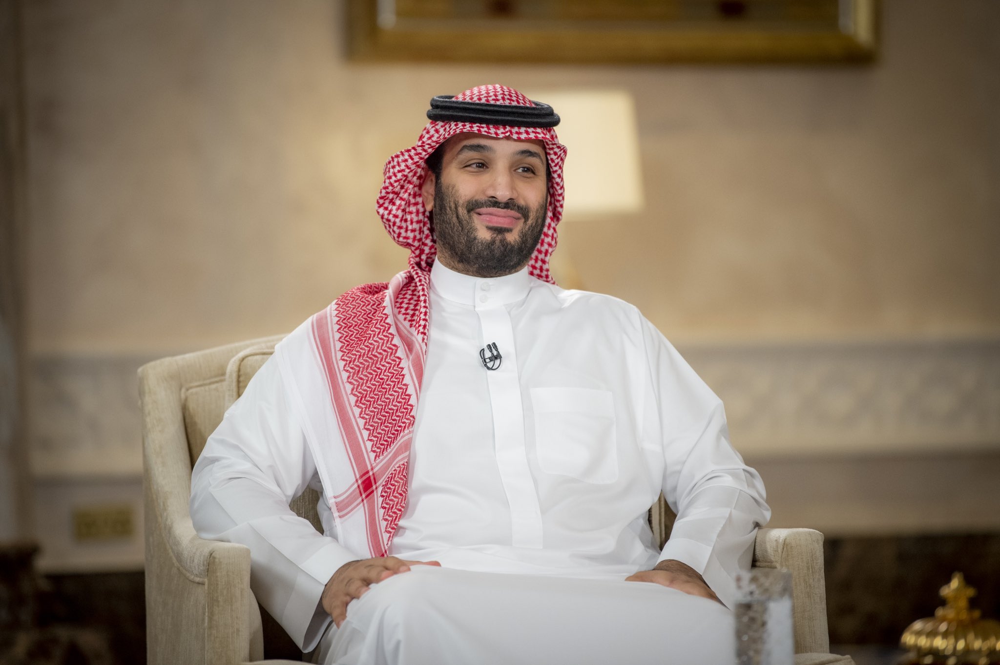 ولي عهد أبو ظبي: حديث محمد بن سلمان يعبر عن مواقف متزنة وأفكار عميقة