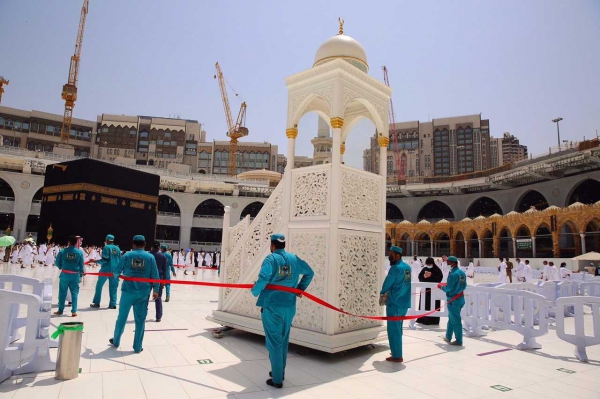 منظومة خدمية متكاملة لصلاة آخر جمعة في المسجد الحرام قبل شهر رمضان