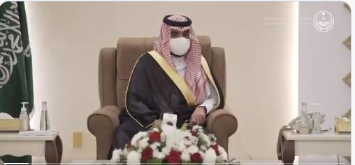 نائب أمير مكة يبحث مع أئمة ومؤذني المسجد الحرام خطة رمضان