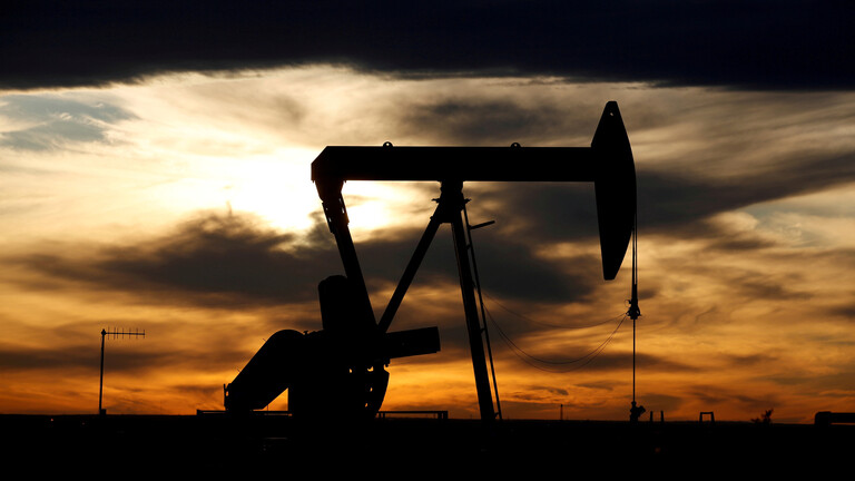 ارتفاع سعر برميل النفط بفضل آمال تعافي الطلب