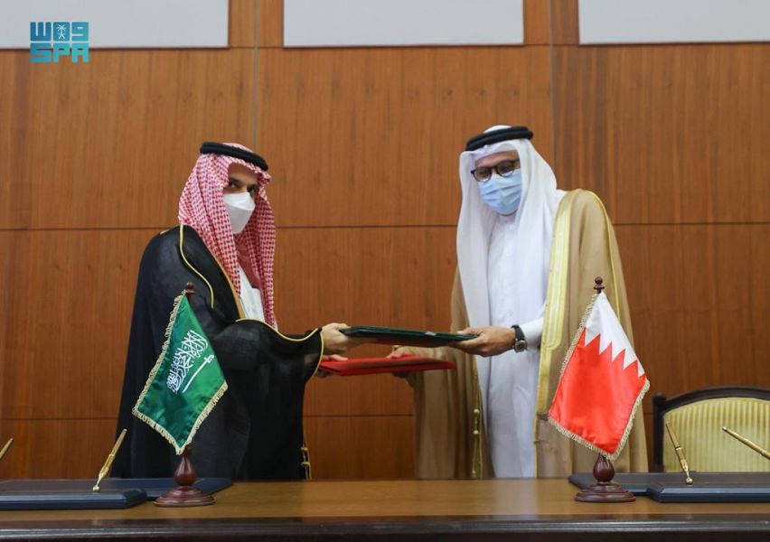 فيصل بن فرحان والزياني يترأسان الاجتماع الأول لمجلس التنسيق السعودي البحريني
