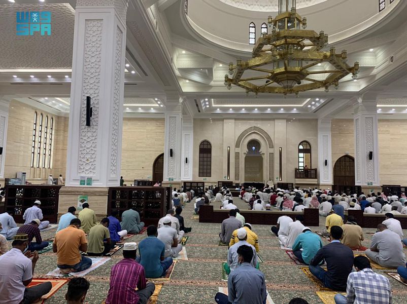 تطبيق الاحترازات بجوامع ومساجد السعودية آخر جمعة من رمضان