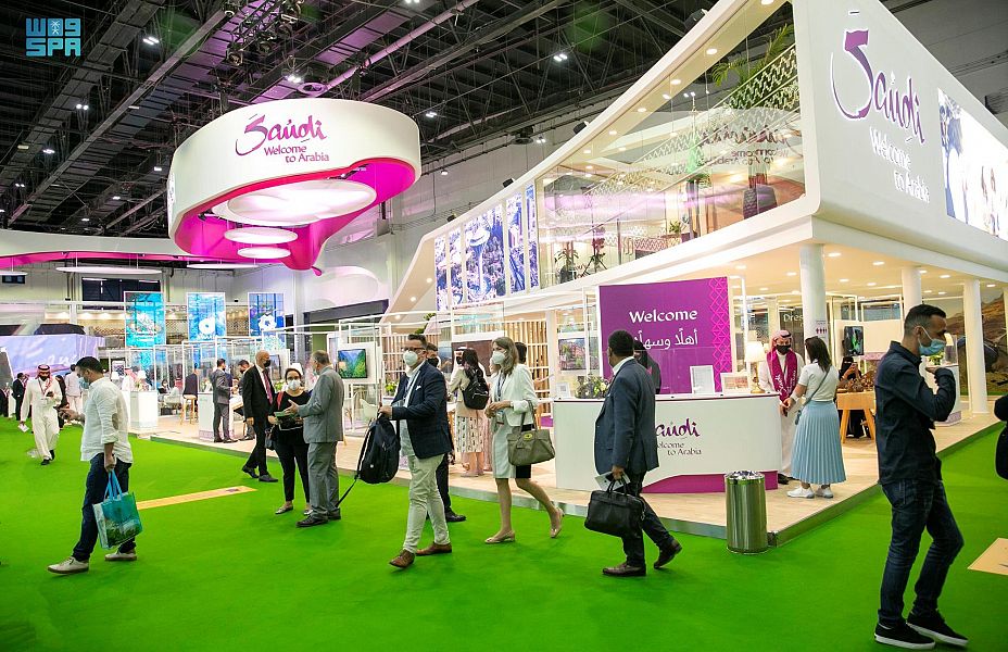 السعودية تجذب رواد صناعة السياحة حول العالم في سوق السفر العربي