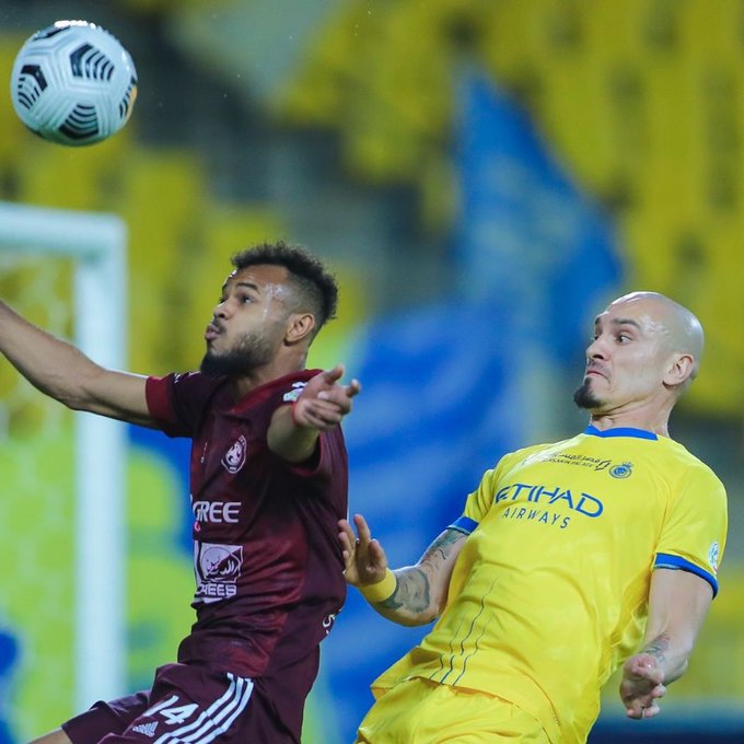 مايكون في مباراة النصر والفيصلي