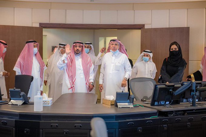 أمير القصيم يلتقي وزير الإعلام المكلف وممثلي وسائل الإعلام بالمنطقة