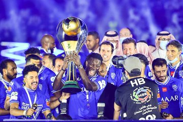 أول الراحلين عن الهلال