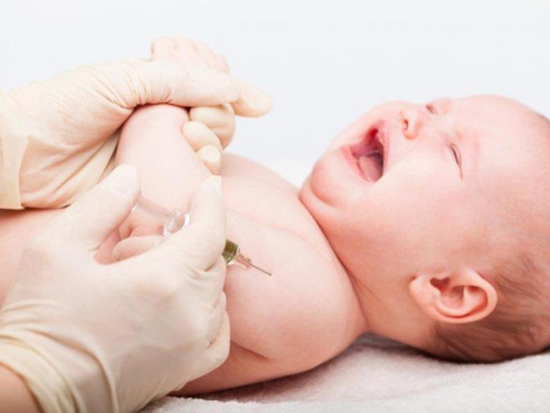 إليك أبرز التطعيمات الروتينية للأطفال لمواجهة الأمراض 