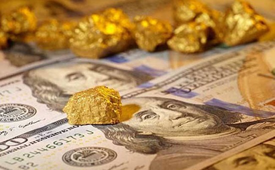 أيهما أفضل للاستثمار حاليًا الذهب أم الدولار ؟