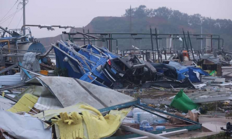 إعصاران يضربان الصين ويتسببا في قتل العشرات  (4)