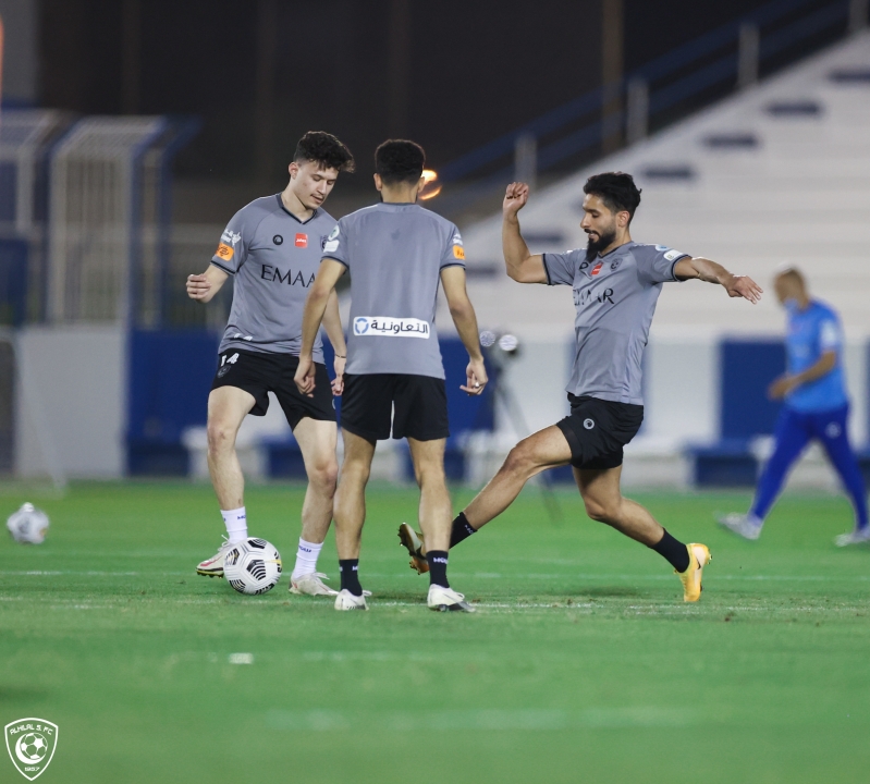 الهلال ضد الأهلي