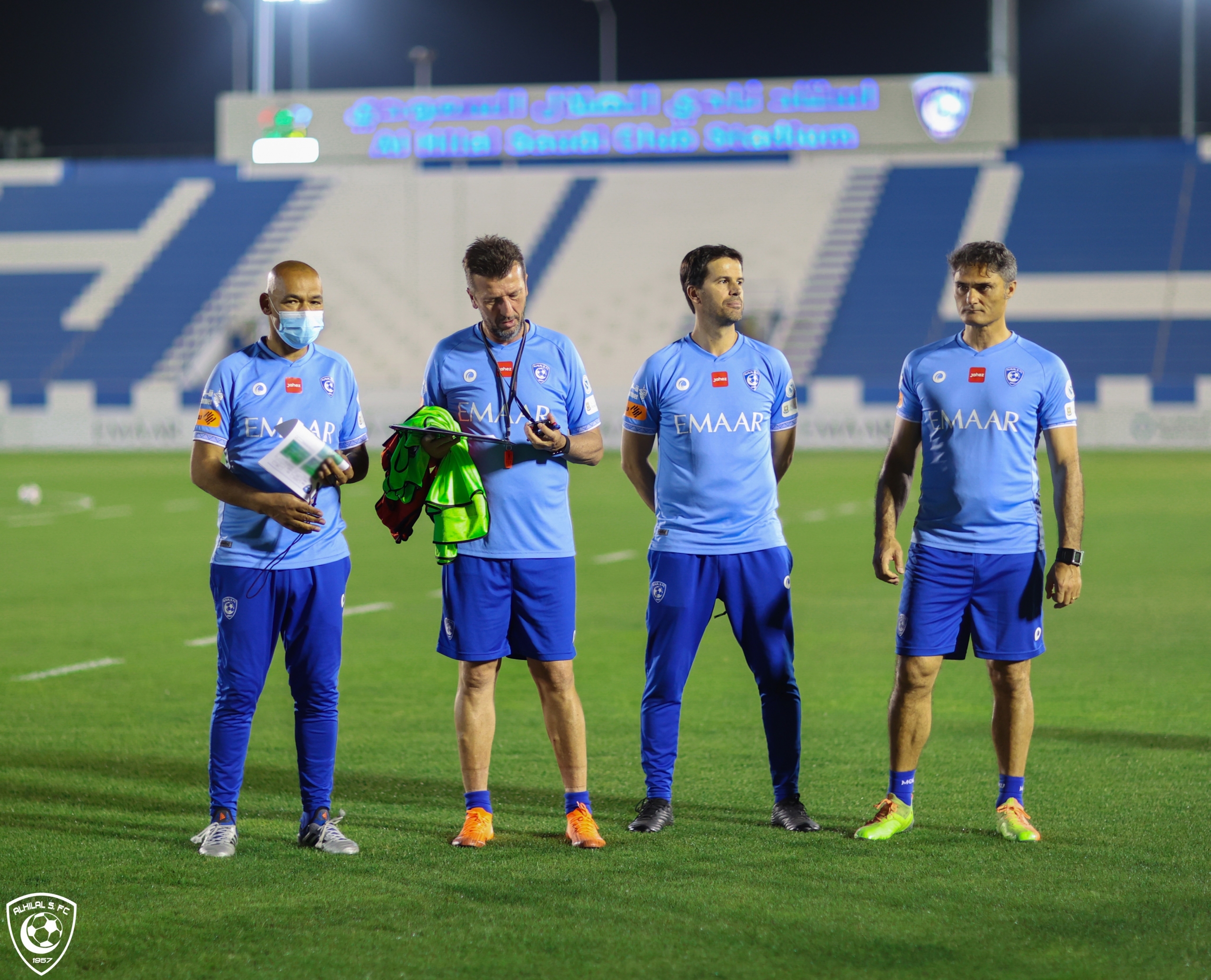 مورايس يقود مران الهلال بمشاركة الدوسري