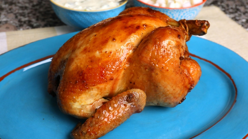 ماذا يحدث في جسدك عند تناول الدجاج فقط ؟