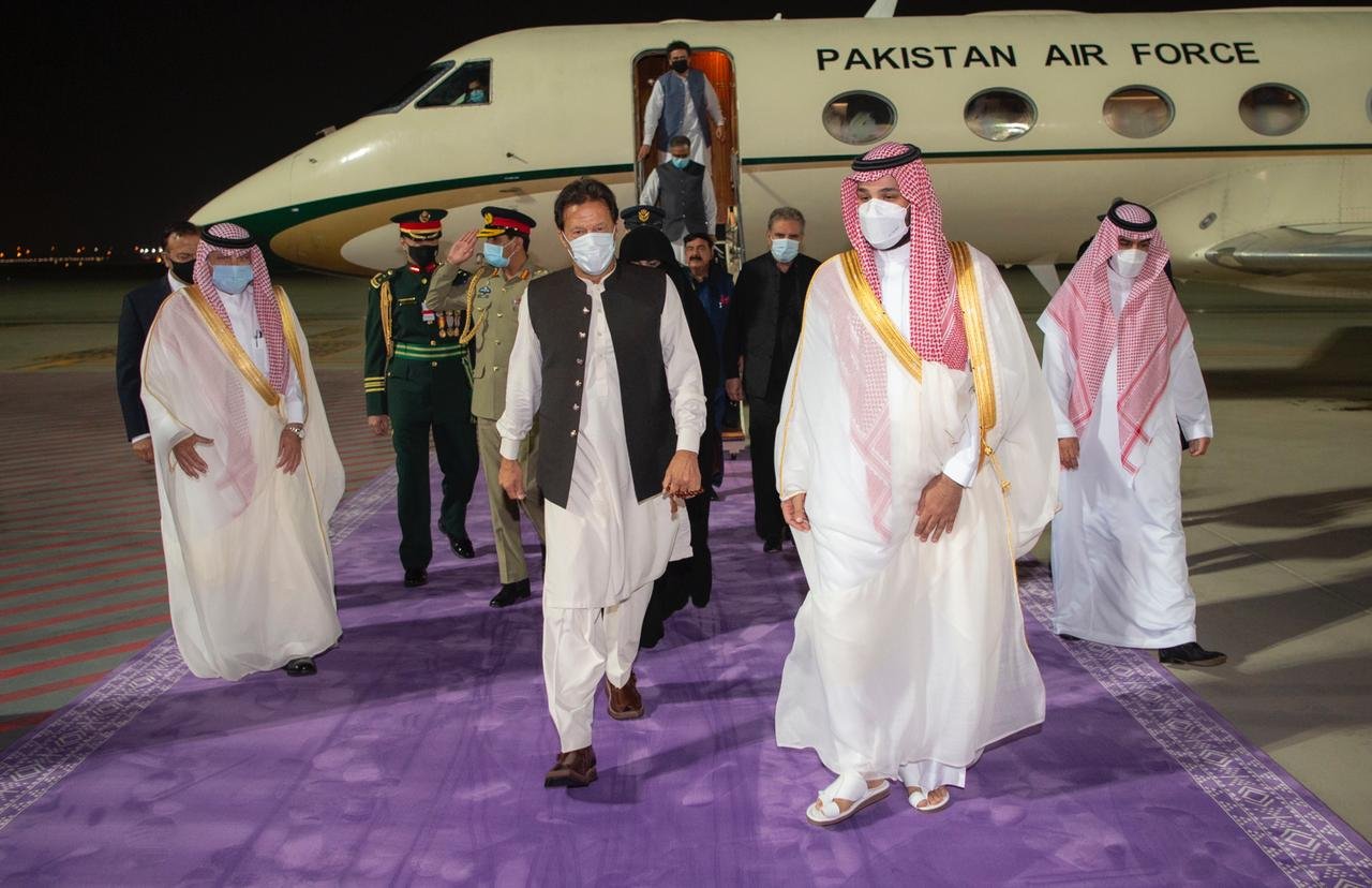 زيارة عمران خان إلى السعودية ترسخ الشراكة الإستراتيجية بين السعودية وباكستان