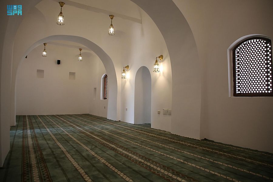 مسجد التابوت يتوسط قلب جزيرة فرسان منذ 300 عام