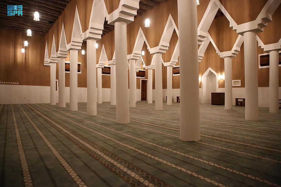 مسجد سديرة بشقراء أحد أقدم المباني التراثية في الرياض