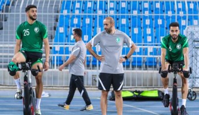 غياب العمري والبريك عن مباراة السعودية واليمن