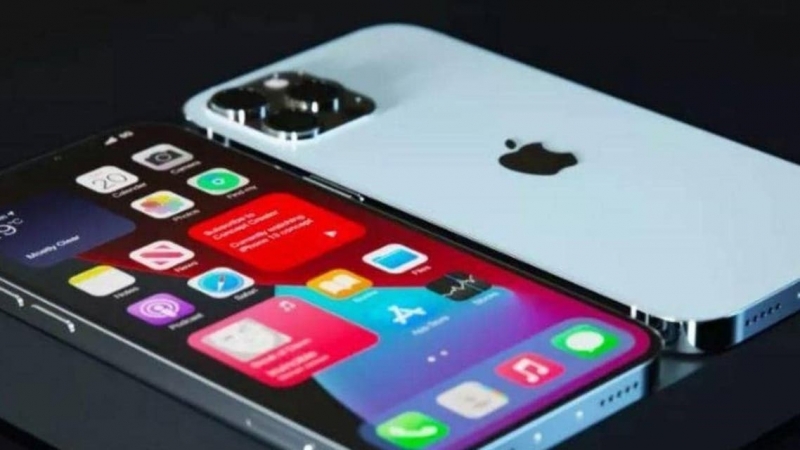 iPhone 13 يستعين شاشة خارقة من سامسونغ