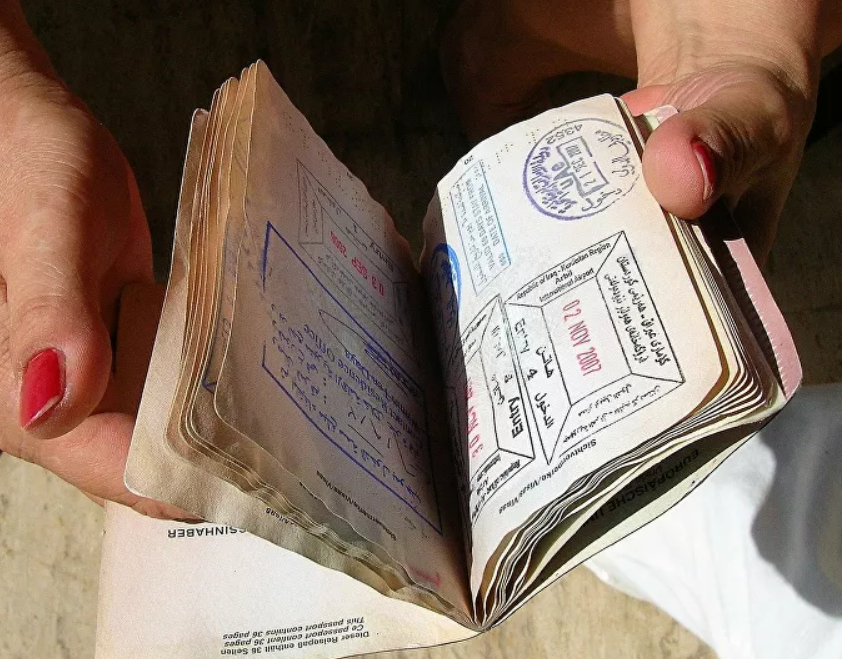 أول جواز سفر عربي للمحصنين ضد كورونا