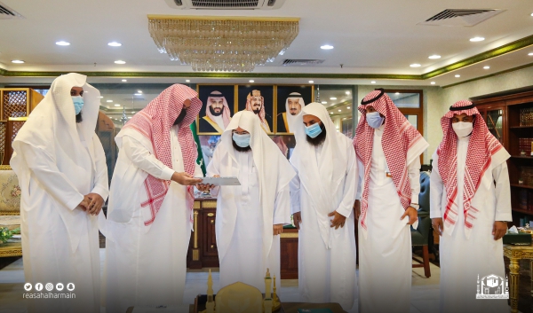 الشيخ السديس يدشن أول مصحف مرئي من صلاتي التراويح والتهجد