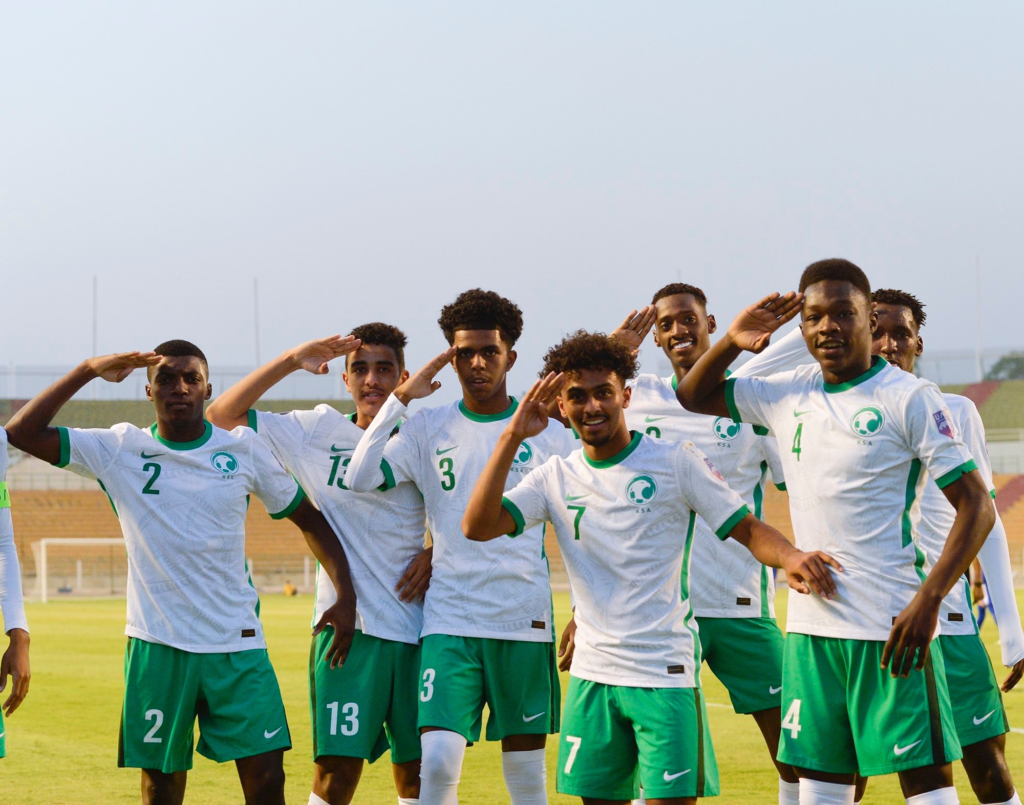 المنتخب السعودي يتقدم على أوزبكستان بالشوط الأول